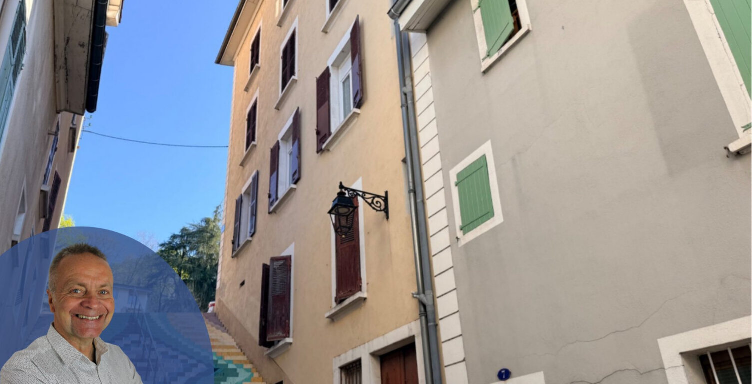 Immeuble à vendre Voiron — photo 1
