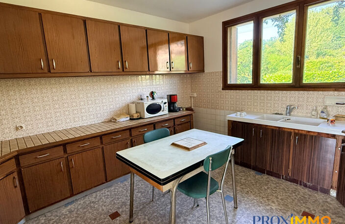 Grande villa sur sous sol au calme sur 888 m² de terrain a prox — photo 3