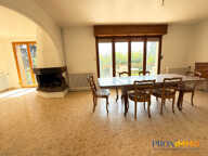 Grande villa sur sous sol au calme sur 888 m² de terrain a prox — photo 4