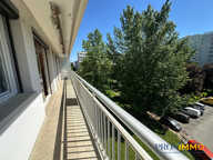 Appartement T3 de 73 m² à Saint-Martin-d'Hères — photo 2