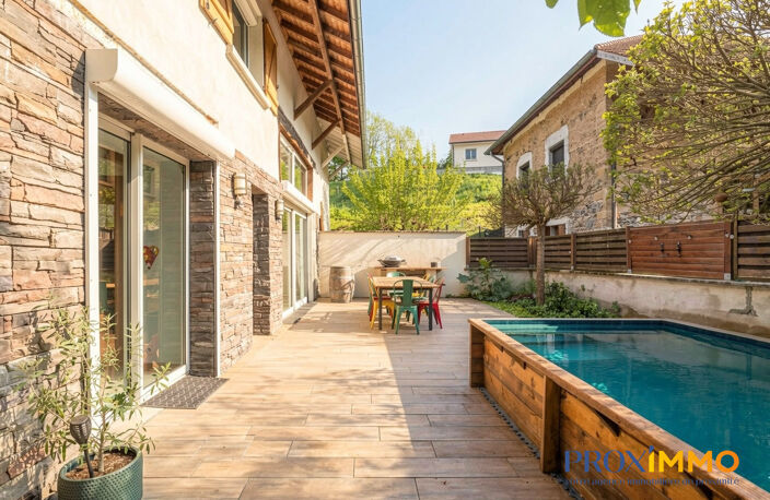 Saint-Cassien  Maison ancienne rénovée avec jardin, 3 chamb — photo 2