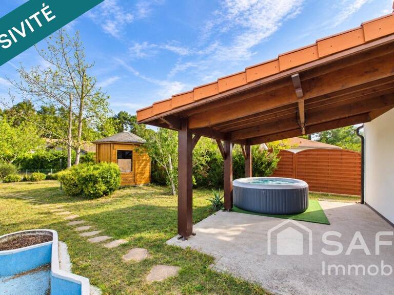 Maison de plain-pied au calme, entièrement rénovée, sur terrain de 1 264 m². — photo 1