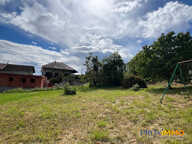Terrain constructible de 697 m²  Hors lotissement  Vue d? — photo 3