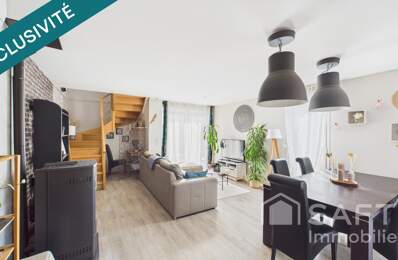 Maison contemporaine en conteneurs  Proche du centre-ville, avec piscine — photo du bien