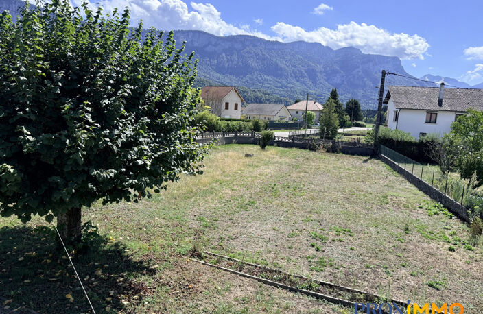 Maison familiale avec terrain et combles aménageables — photo 3
