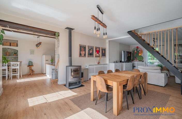 Très beau corps de Ferme, rénové d'environ 175 m² habitabl — photo 3