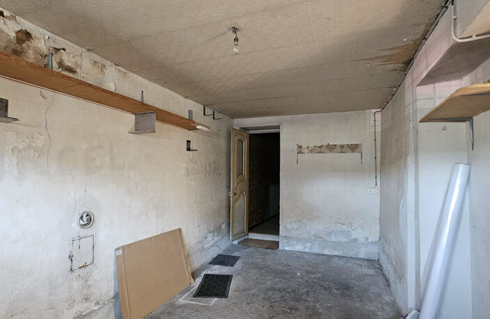 Maison en pierre de caractère à rénover  135 m² et fort p — photo 5