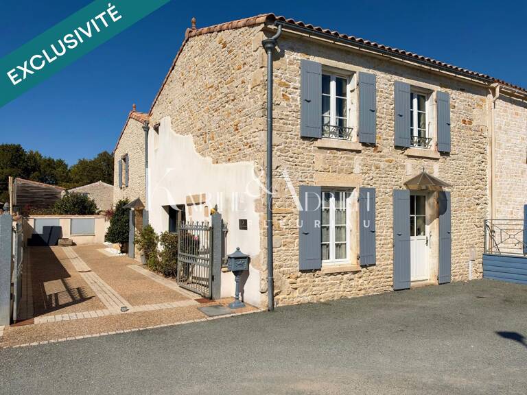 MAISON EN PIERRE 5 CHAMBRES AVEC PISCINE ET DÉPENDANCE — photo 1