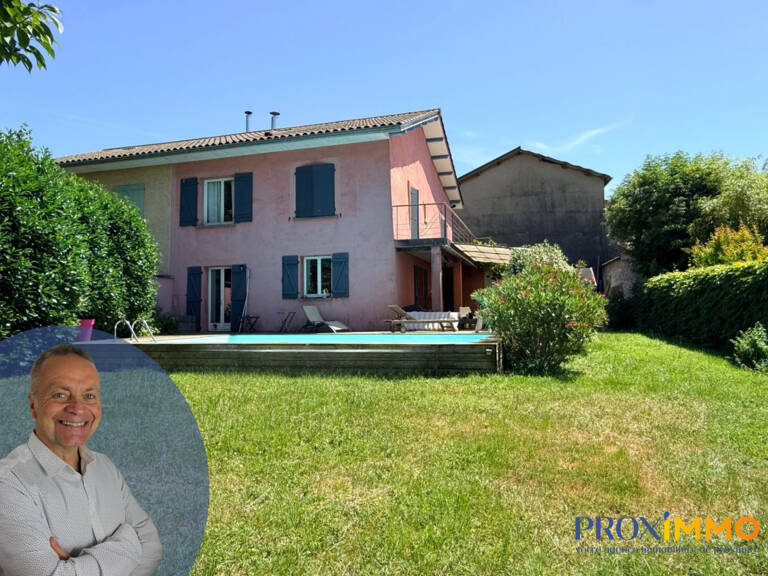 Maison avec piscine de 130 m² sur 970 m² de terrain — photo 1