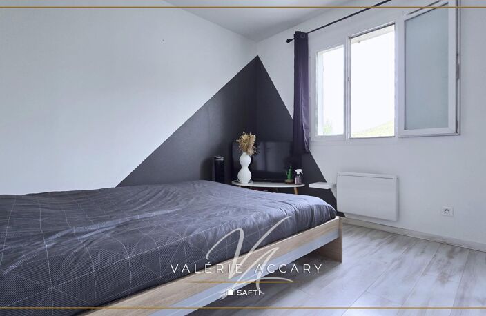 Rocbaron : Villa de 94 m² sur un terrain de 229 m² avec 3 chambres, bureau, piscine — photo 5