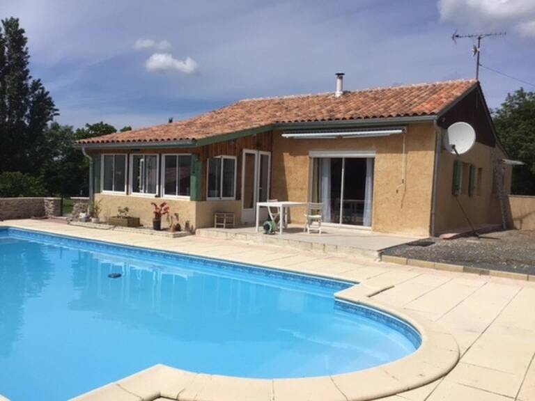 Maison à la campagne — photo 1