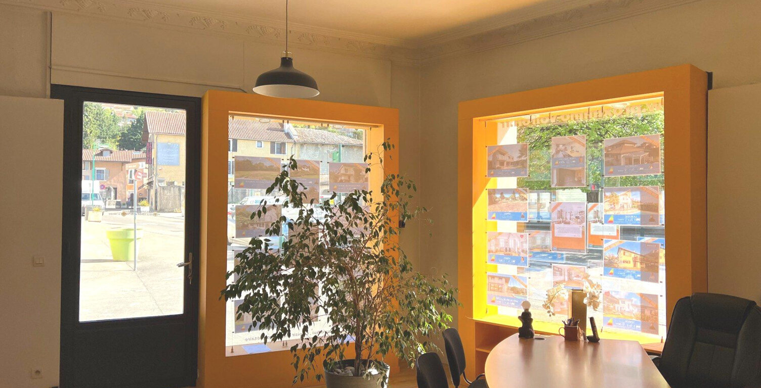 Local commercial avec belle visibilité  La Buisse — photo 1