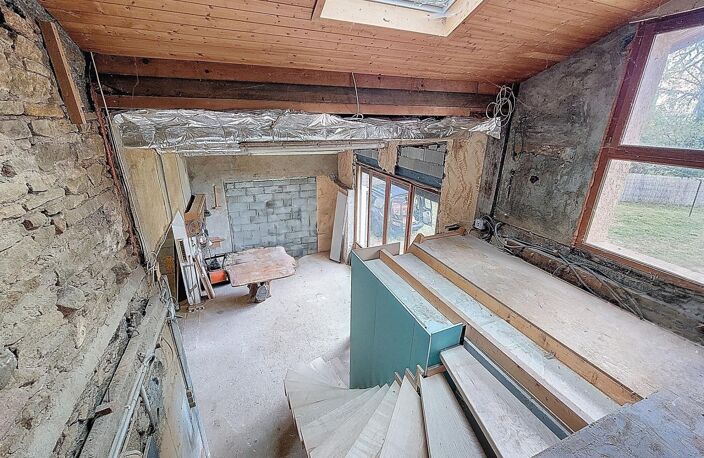 Lacenas: Enfin de la place pour stocker et stationner ! — photo 3