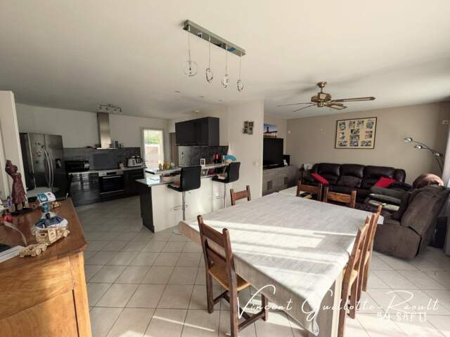 Maison 5 pièces  Garage 33m²- terrain 898m² — photo du bien