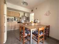 Maison semi-individuelle 120 m²  4 chambres  Garage 24 m²  Jardin clos 378 m² — photo 4