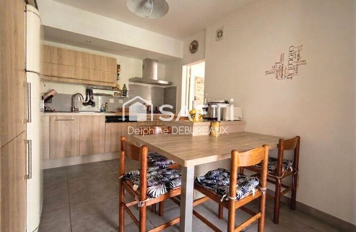 Maison semi-individuelle 120 m²  4 chambres  Garage 24 m²  Jardin clos 378 m² — photo 4