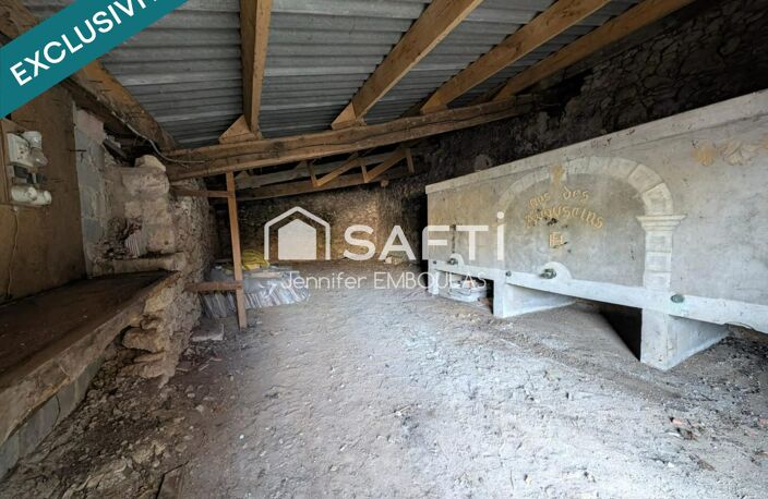 DÉPENDANCE EN PIERRE À RÉNOVER - JARDINET - CARPORT — photo 2