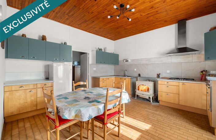 Maison en pisé avec du terrain — photo 2