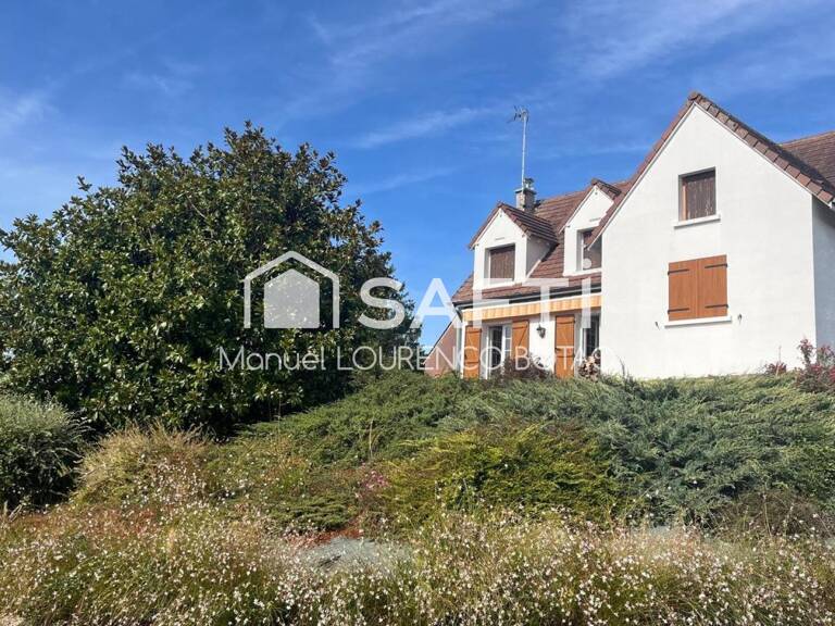 Maison de 1975 avec toutes commoditées autour. — photo 1