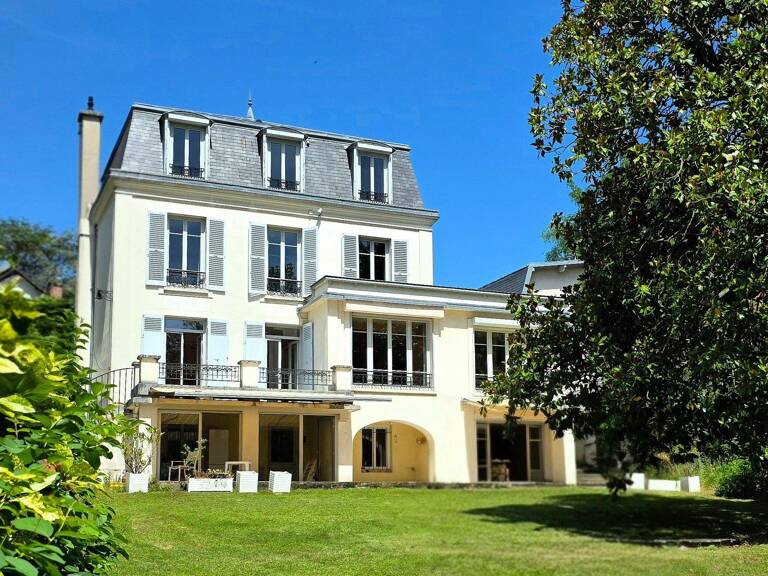 Demeure 10 pièces avec parc de 5235 m2 — photo 1