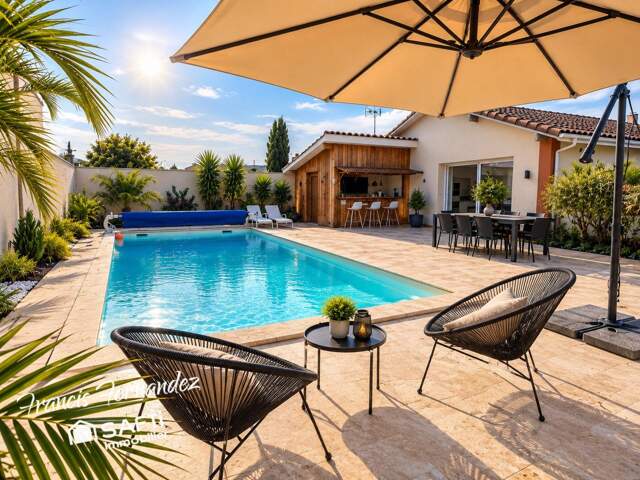 Villa rénovée avec piscine et studio indépendant — photo du bien