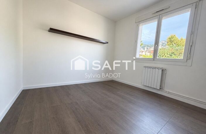 TOULON SIBLAS APPARTEMENT T2 DANS PETITE COPROPRIETE — photo 5
