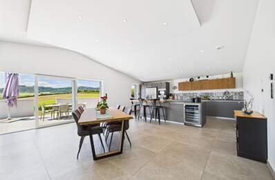 Maison individuelle, 8 garages, jardin — photo du bien