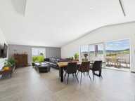 Maison individuelle, 8 garages, jardin — photo 2