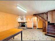Maison à rénover avec dépendances et jardin. — photo 2