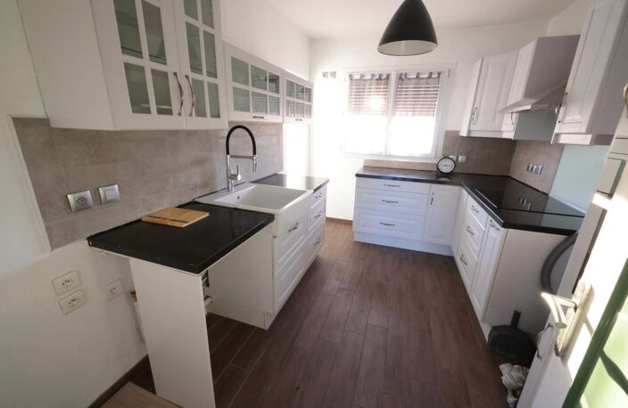 Beau 4 pièces de 71 m² dans résidence ravalée et sécurisée  en centre ville — photo 5