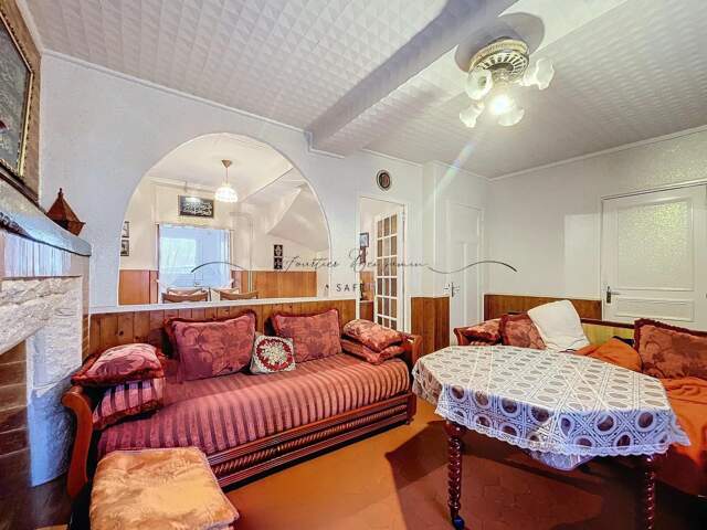 GOUAIX  MAISON FAMILIALE AVEC ANCIEN LOCAL COMMERCIAL  132 M² — photo du bien