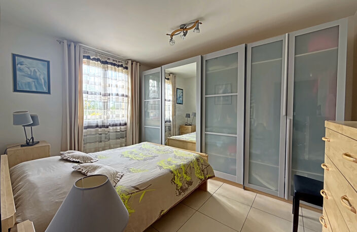 Contemporaine de Plan-Pied - RUCH - — photo 5