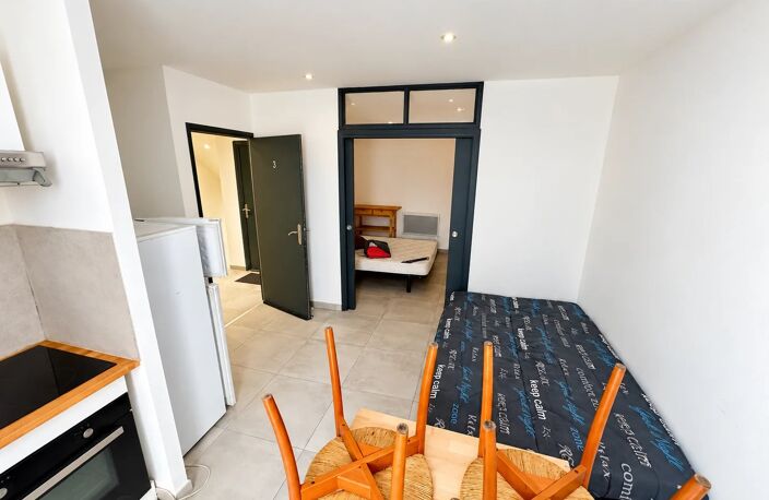 Centre village, tres calme, Type1 meublée. — photo 2