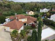 Maison  220 m² — photo 2