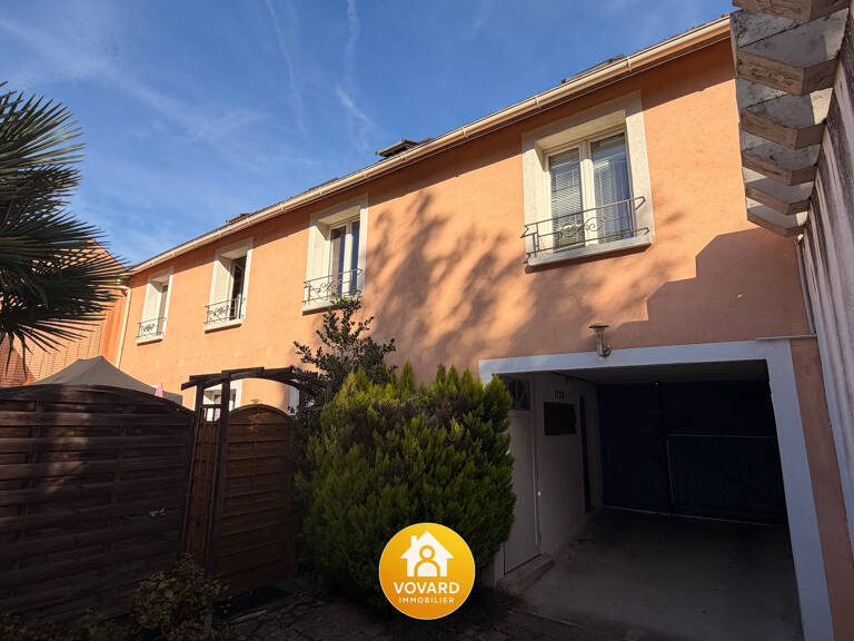 A LOUER centre ville charmant F3 en duplex — photo 1