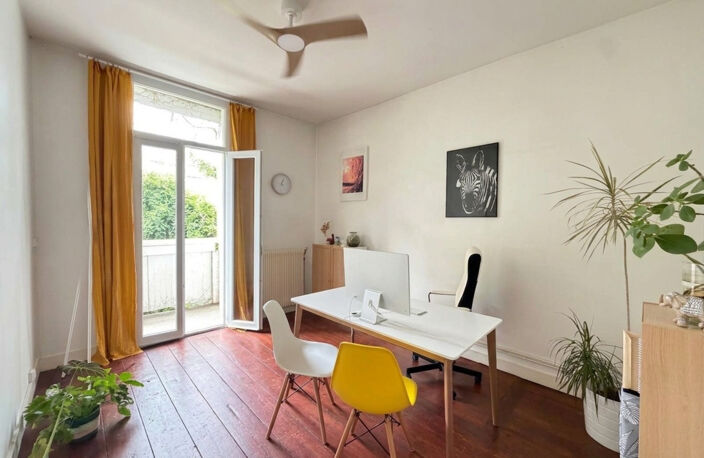 BORDEAUX - SAINT SEURIN - APPARTEMENT - T3 - 86 m2 Loi Carre — photo 4