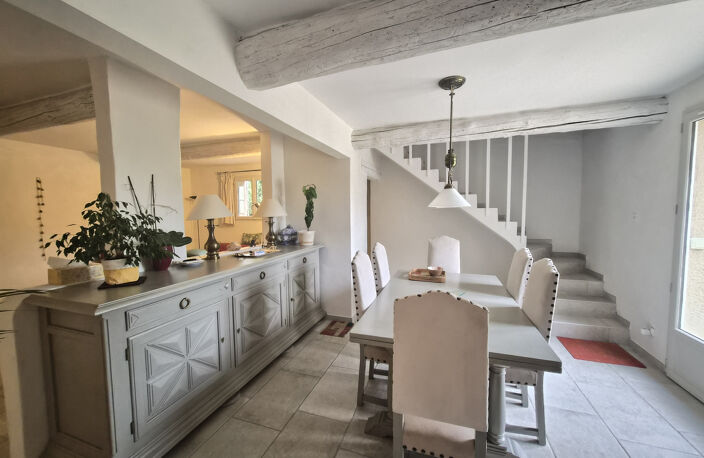 Maison de charme rénovée avec piscine au coeur du Luberon — photo 2