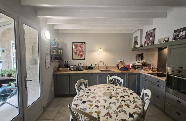 Maison de charme rénovée avec piscine au coeur du Luberon — photo 3