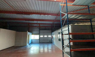 Local industriel  226 m² à louer à Marseille 16 (13016)