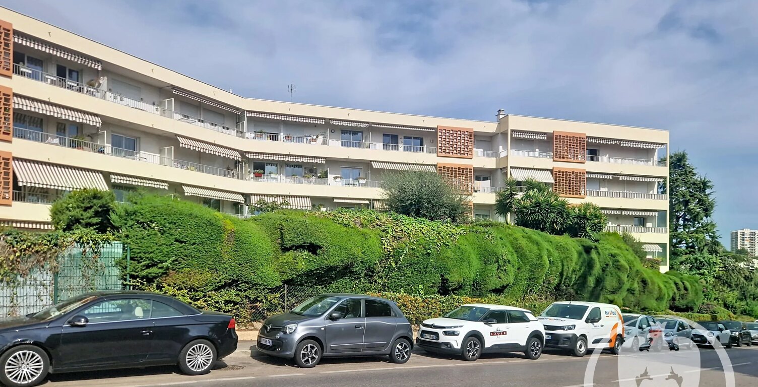 APPARTEMENT 3 pièces avec cave et parking — photo 1