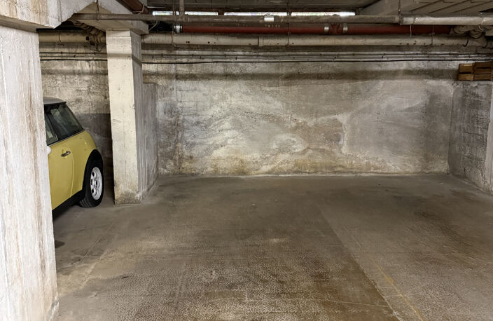 PLACE DE PARKING - CENTRE CARNOLES - ROQUEBRUNE CAP MARTIN — photo 2
