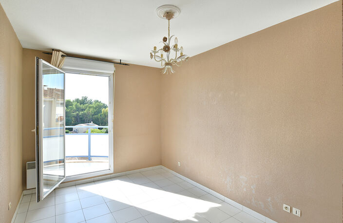 Appartement T2 dernier étage  La Garde — photo 3