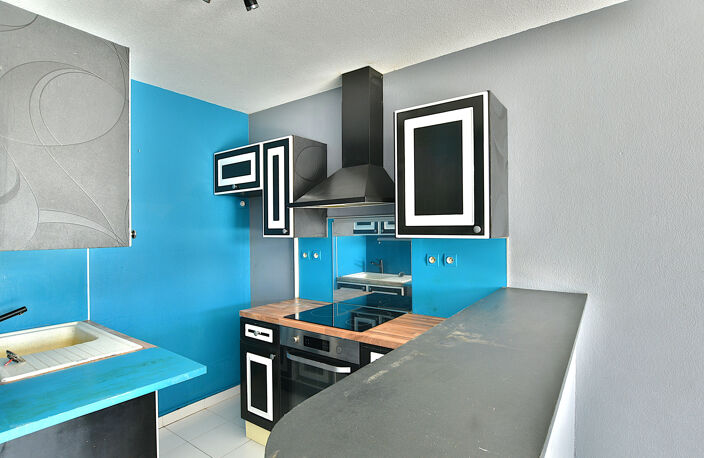 Appartement T2 dernier étage  La Garde — photo 4