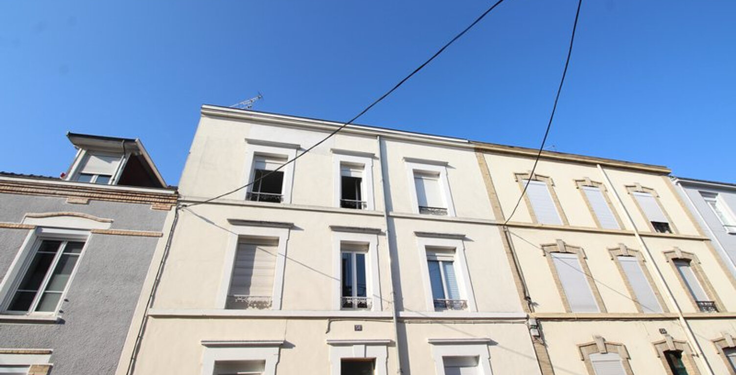 Appart. studio, Secteur Sébastopol REIMS — photo 1