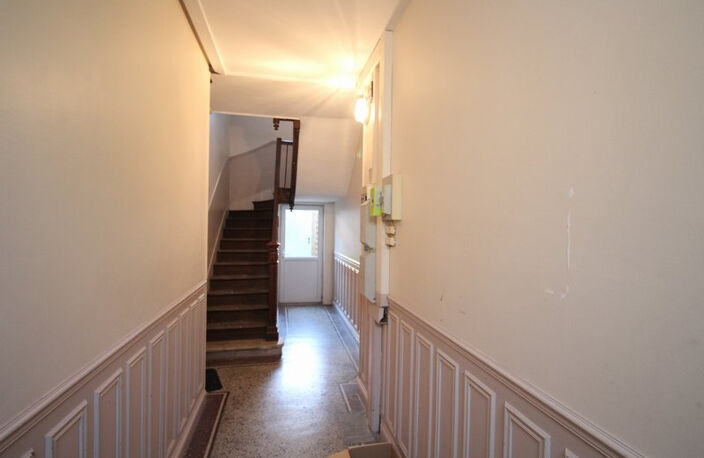 Appart. studio, Secteur Sébastopol REIMS — photo 2