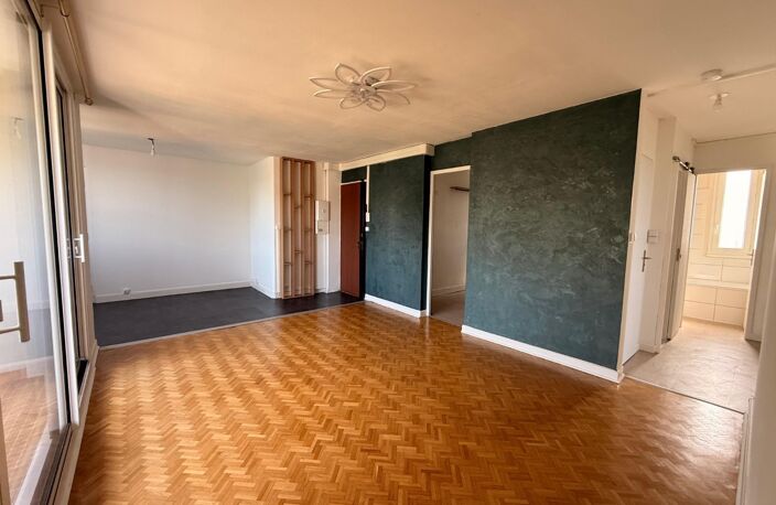 Location appartement 5 pièces 75 m² à Lyon 5 (69005) — photo 2