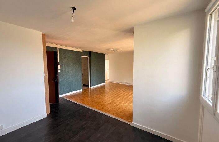 Location appartement 5 pièces 75 m² à Lyon 5 (69005) — photo 4