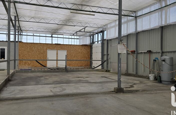 Vente Boutique/Local commercial 8 500 m&sup2; — photo 3