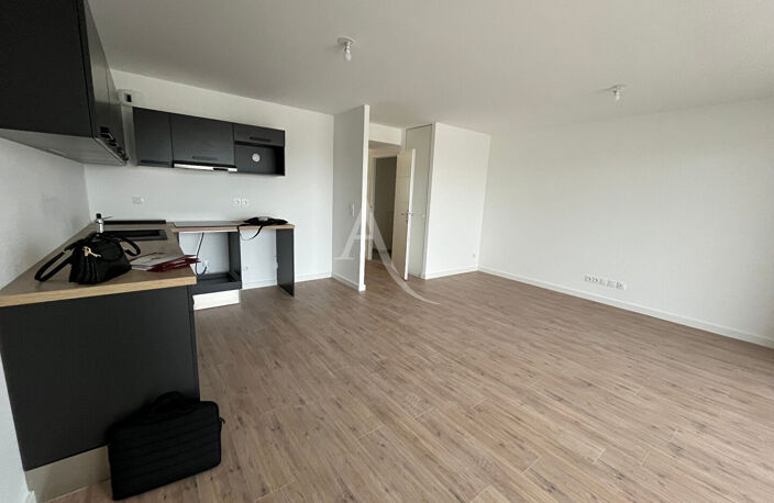 Appartement Fleury Les Aubrais 3 pièce(s) 64.14 m2 — photo 2