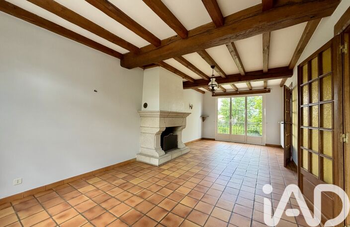 Vente Maison/villa 8 pièces — photo 2
